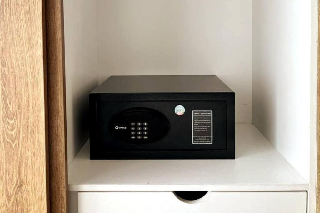 Timurbay By Irish Studio Suite Seaview Wifi Netflix Kuantan Esterno foto