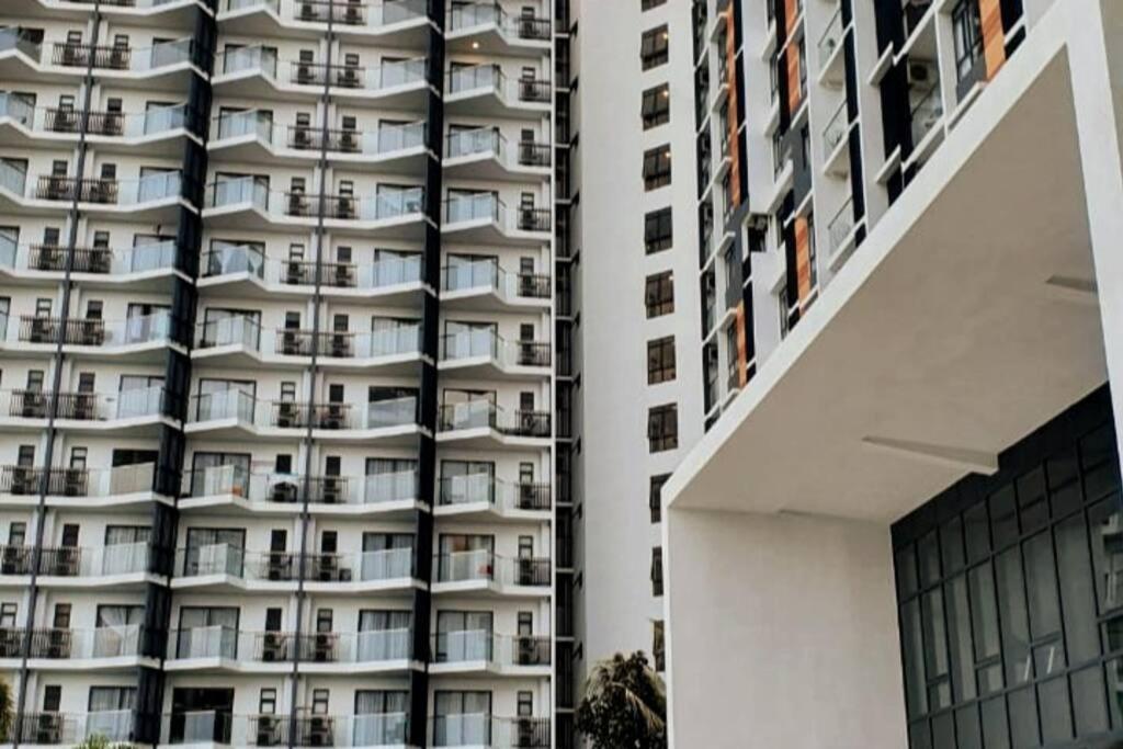 Timurbay By Irish Studio Suite Seaview Wifi Netflix Kuantan Esterno foto