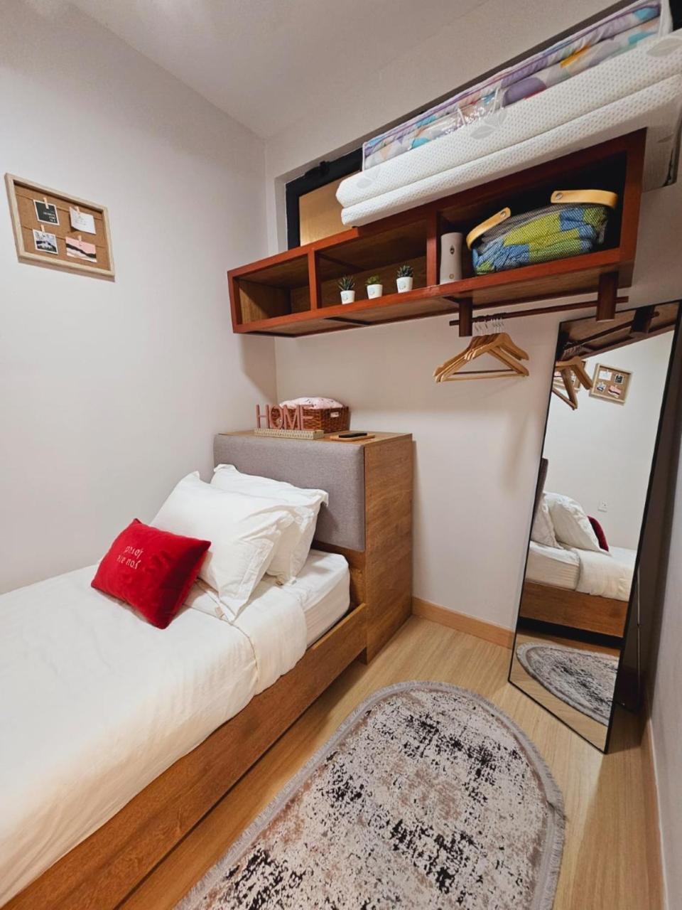 Timurbay By Irish Studio Suite Seaview Wifi Netflix Kuantan Esterno foto